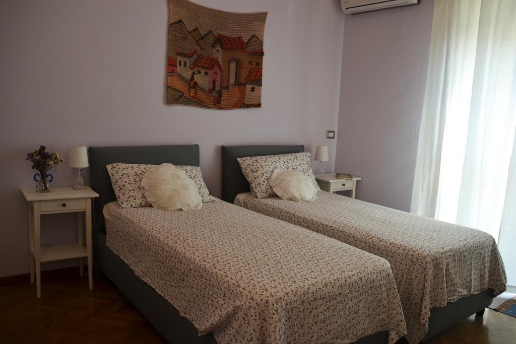 B&B Velardi Viagrande Phòng bức ảnh